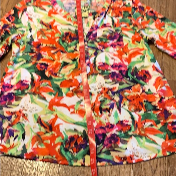 Palm Harbor size large 3/4 roll up sleeves blouse. - Picture 13 of 16